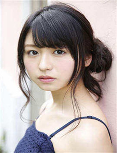 《少女一丝不挂图-喵喵艳后》