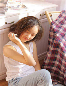 《1024手机看片国产旧版你懂的-哈利波特2国语版》